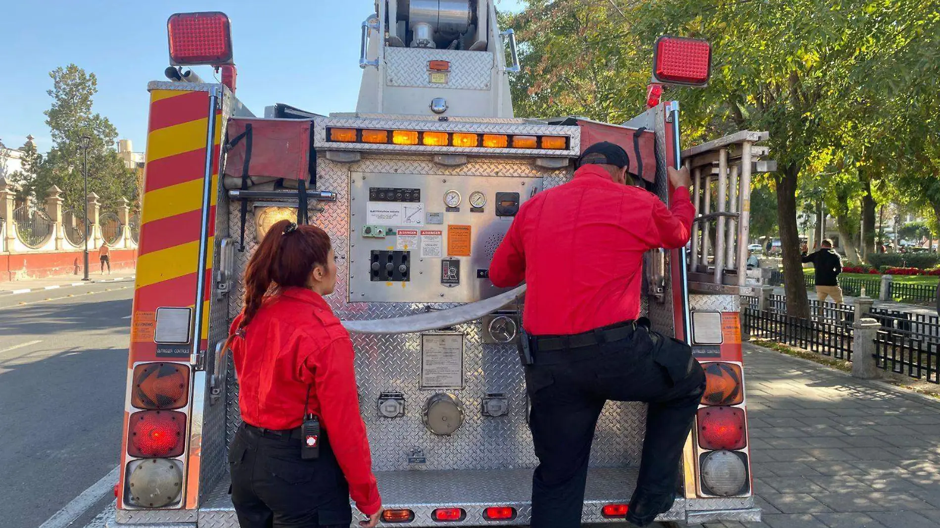 Instalan camión de ataque contra fuego en Zona Centro 